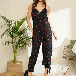 Berrylush Printed Capri Jumpsuit image 5