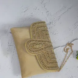 OSTY Embroidered Envelope Clutch-picture-10