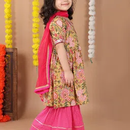 Here&Now X Kinder Kids Girls Floral Printed Regular Pure Cotton Kurta with Sharara & With Dupatta image 3