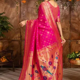 Kalista Ethnic Motifs Zari Silk Blend Handloom Paithani Saree image 4
