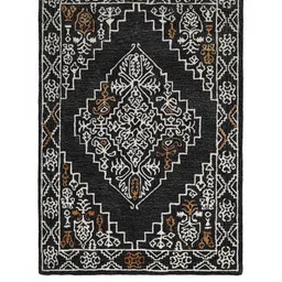 PLIVANA Black & White Motifs Printed Polyester Indoor Carpet image 4