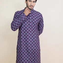 KUNDALI KAKSHAY Geometric Embroidered Sequinned Mandarin Collar Straight Kurta image 4