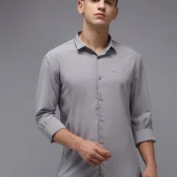 SHOWOFF Men Comfort Slim Fit Spread Collar Solid Cotton Casual Shirt-image-68