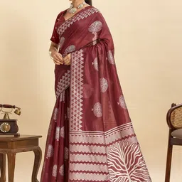 Mitera Ethnic Motifs Silk Blend Saree image 4
