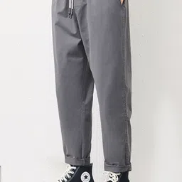 StyleCast x Revolte Men Easy Wash Mid-Rise Cigarette Cotton Trousers-picture-40