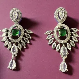 Anouk Women Green Jewellery Set image 4