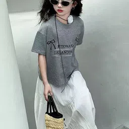 LULU & SKY Girls Printed T-shirt with Skirt image 2