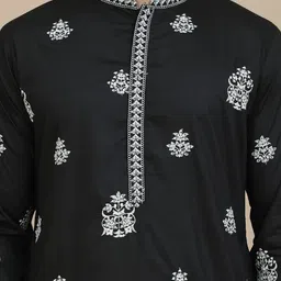 Jompers Men Ethnic Motifs Embroidered Festive Silk Straight Kurta image 3