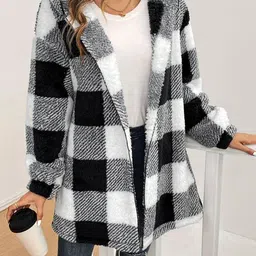 Oh Rare Checked Spread Collar Hip Length Overcoat image 4