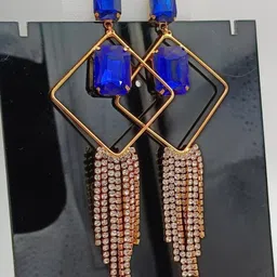 MUNMUN'S Geometric Drop Earrings image 4