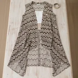 DECKEDUP Women Printed Longline Shrug image 3