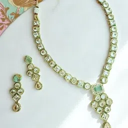 Rebekah Gold-Plated Kundan-Studded & Beaded Jewellery Set-picture-12