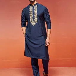 VASTRAMAY Men Yoke Design Thread Work Kurta image 5
