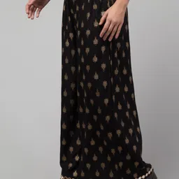 Women Relaxed Black Viscose Rayon Trousers-image-20