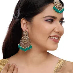 Women Click Stone-Studded Beaded Jewellery Set image 3