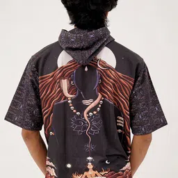 Clazzey Graphic Printed Short Sleeves Oversized Pullover Hooded Sweatshirt image 2