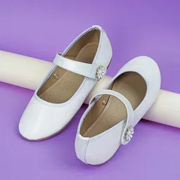 max Girls Ballerinas with Laser Cuts Flats image 1