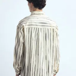 Flying Machine Men Relaxed Fit Striped Spread Collar Pure Cotton Casual Shirt image 2