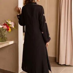 HERE&NOW Ethnic Motifs Embroidered Regular Thread Work Kurta With Trouser image 3