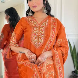 Siya Fashion Women Ethnic Motifs Embroidered Regular Kurta with Trousers & Dupatta image 5