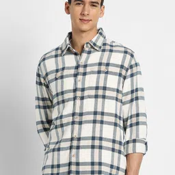AMERICAN EAGLE OUTFITTERS Checked Spread Collar Cotton Shirt-picture-31