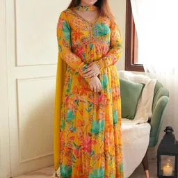 Crytsal Revenue Women Floral Printed Empire Kurta & Pyjamas With Dupatta-picture-16