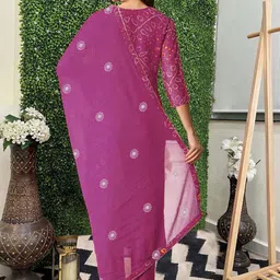 GoSriKi Geometric Printed Notch Neck Sequinned Straight Kurta With Trousers & Dupatta image 2