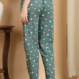Smarty Pants Printed Cotton Mid-Rise Straight Lounge Pants image 5