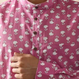 Moara Floral Printed Band Collar Pure Cotton Straight Short Kurta image 3