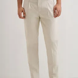 Banana Club Men Regular Fit Pleated Chinos Trousers-image-4