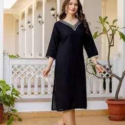 SURHI Yoke Design V-Neck Straight Kurta-picture-35