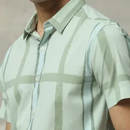 Mufti Men Slim Fit Multi Striped Spread Collar Casual Shirt image 2