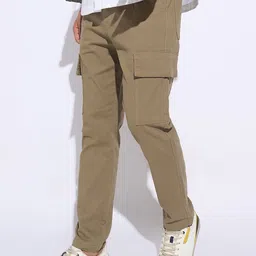 7 Alt by Pantaloons Men Slim Fit Cargos Trousers image 4