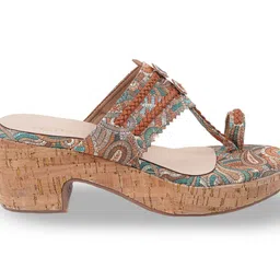 Metro Woven Design Open Toe Block Heel Sandals image 2