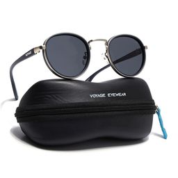 Voyage Unisex Round Sunglasses with Polarised and UV Protected Lens-picture-7