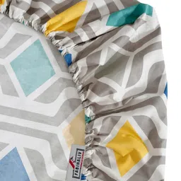 FABINALIV Grey & Blue Geometric 300 TC King Bedsheet with 2 Pillow Covers image 4