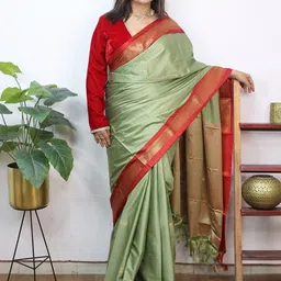all about you Woven Design Zari Pure Silk Kanjeevaram Saree image 3