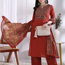 Vbuyz Floral Printed Notch Neck Mirror Work Cotton Straight Kurta With Palazzos & Dupatta-picture-33