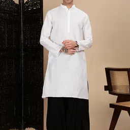 House of Pataudi Men Cotton Casual Straight Kurta-picture-36