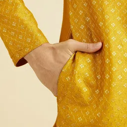 Manyavar Ethnic Motifs Embroidered Mandarin Collar Sequinned Art Silk Kurta With Pyjama image 4