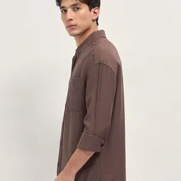 THE BEAR HOUSE Men Relaxed Fit Textured Button-Down Collar Casual Shirt image 2