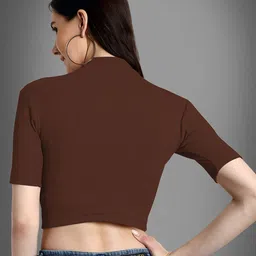 Dream Beauty Fashion Round Neck Fitted Crop Top image 5