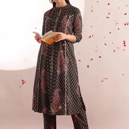 Vbuyz Women Ethnic Motifs Printed Panelled Pure Cotton Kurta with Trousers-picture-21