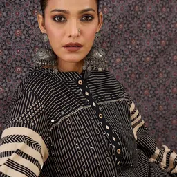 Indo Era Women Printed Regular Pure Cotton Kurta with Trousers image 2