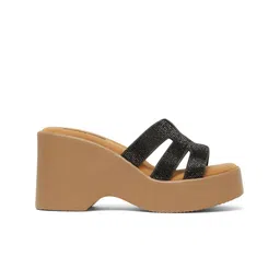 Flat n Heels Women Embellished Wedge Heel Sandal image 4