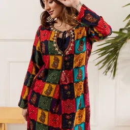 HERE&NOW Geometric Printed Round Neck Gotta Patti Kurta With Palazzos image 2