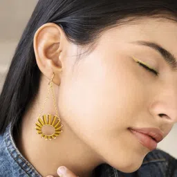 Jenni and Janki Floral Drop Earrings image 3