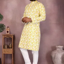 ROOP MISHREE Men Printed Regular Pure Cotton Kurta with Pyjamas image 5