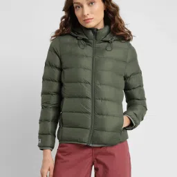 levi's Women's Solid Hooded Quilted Jacket-picture-24
