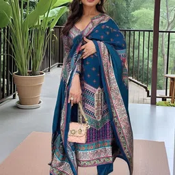 SZN Women Ethnic Motifs Printed Regular Kurta with Trousers & With Dupatta image 4